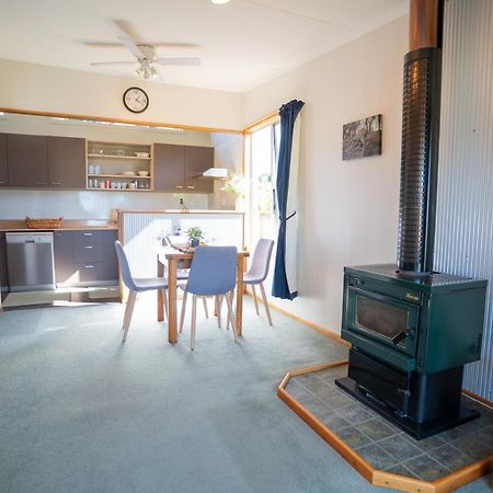 Dee'S On Bligh - Te Anau Holiday Home Екстериор снимка